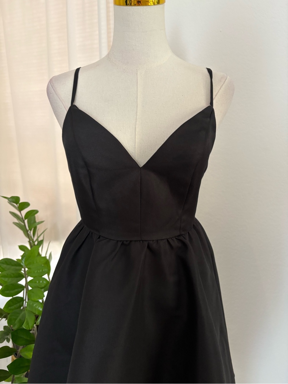 Classic Black Spaghetti Strap A-Line Dress - Picture 3 of 8